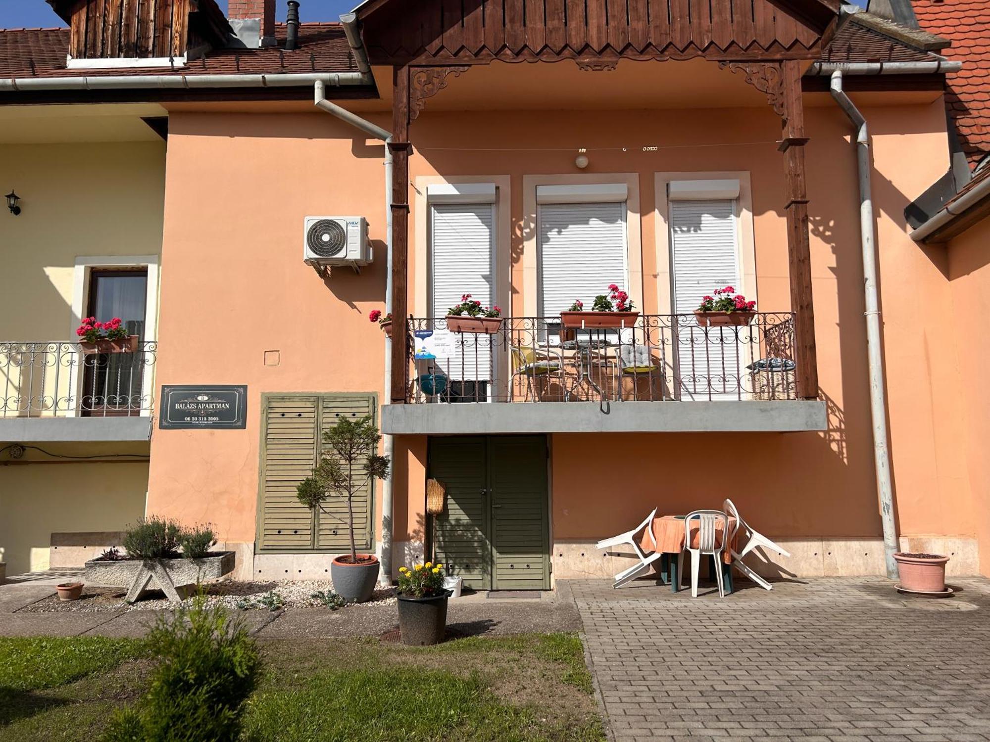 Balazs Apartment
